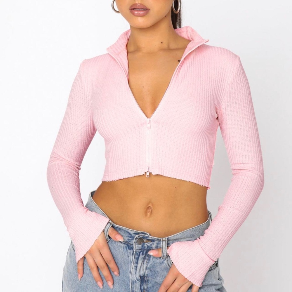 NWT White Fox Boutique Got A Crush Long Sleeve Crop Baby Pink - Picture 2 of 4